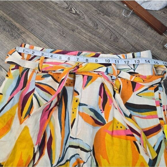 C&C California Linen Very High Waisted Tropical Print Shorts Womens Size Medium - Picture 8 of 12